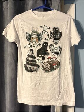 Spooky Christmas T-Shirt⭐️
